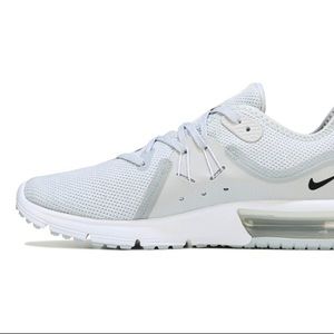 Nike Air Max Sequent 3 Platinum Women’s 7.5, 8.5 NWT Nike Air Max Sequent 3 Platinum Women’s 7.5, 8.5 NWT